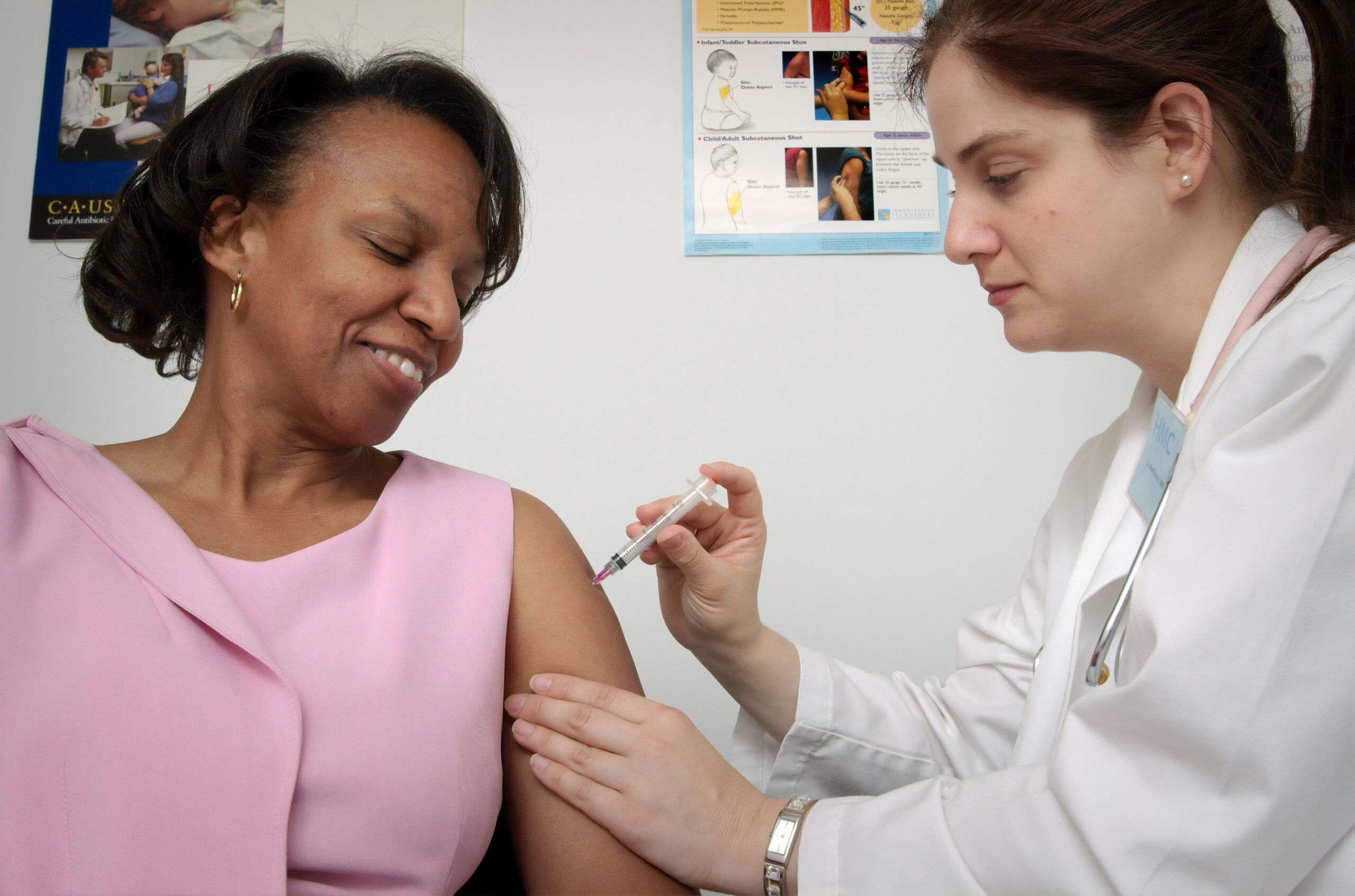 woman getting flu shot